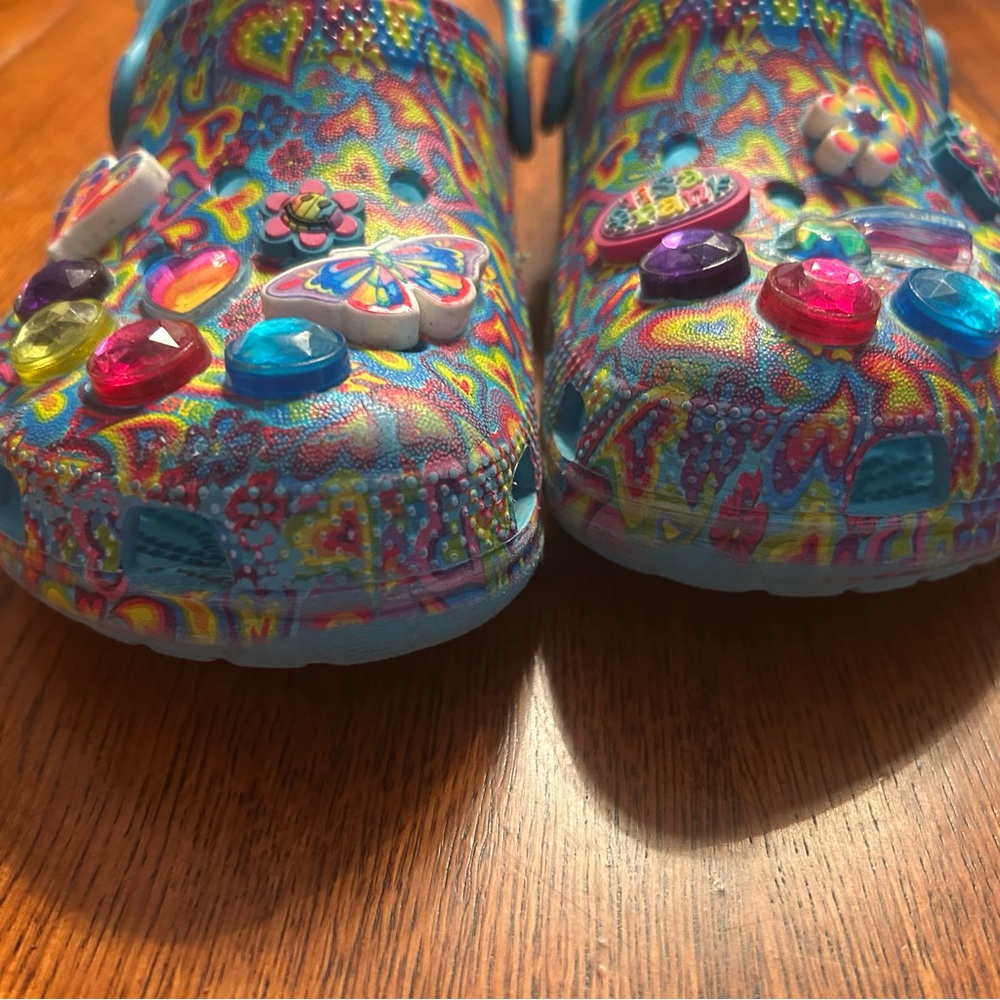 CROCS X Lisa Frank Limited Edition Multicolor Kids Clogs with Jibbitz -Used - Picture 4 of 4